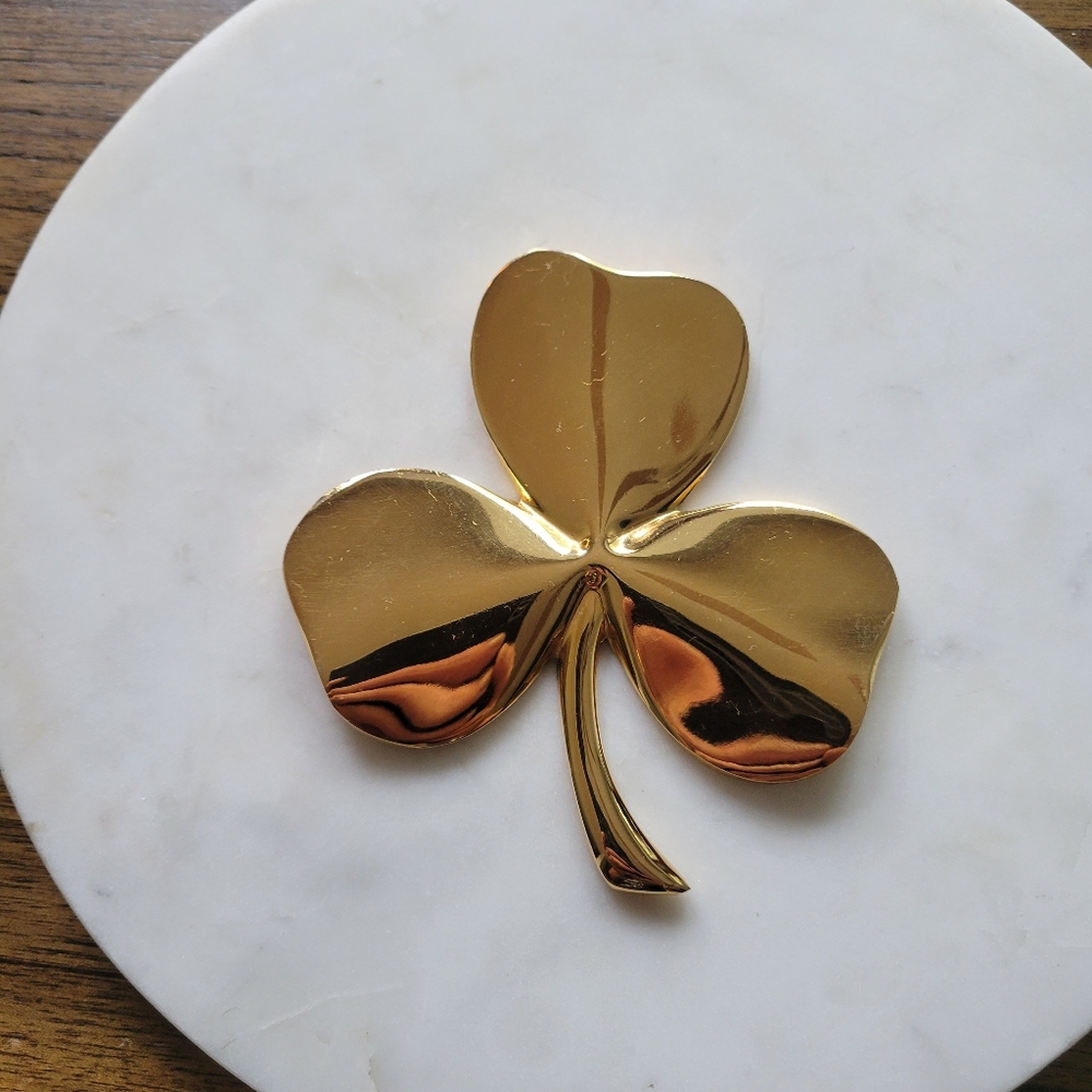 Gerity gold tone clover paper weight vintage